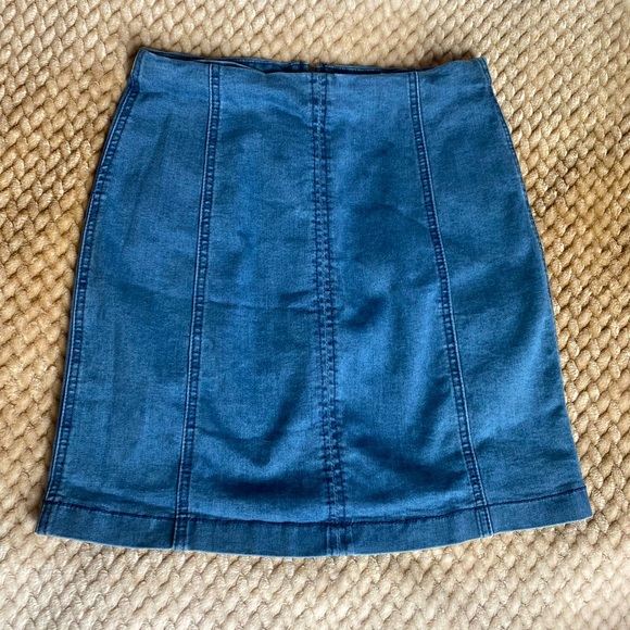 High Waisted Tight Stretchy Jean Skirt - Picture 1 of 2